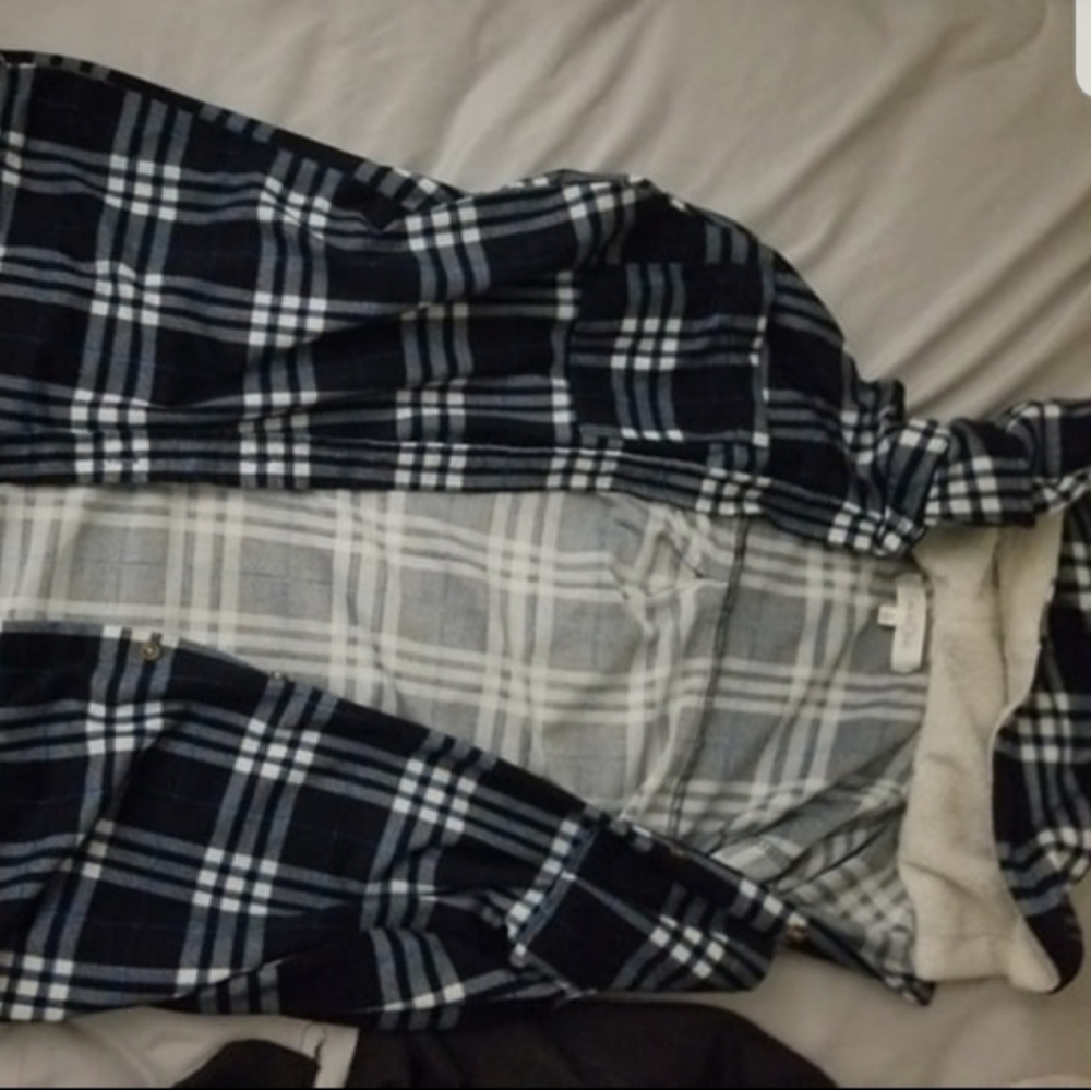 Women's thin/soft flannel jacket (s)